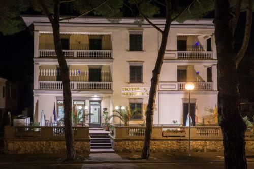Hotel Resort