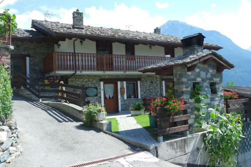 Hostal Maison Lombard