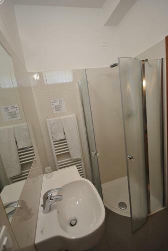 Hotel Pacific