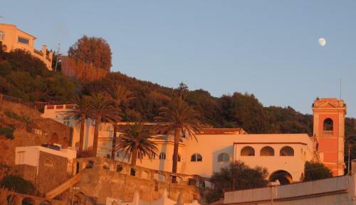 Eremo Di Montevergine Ischia Apartments