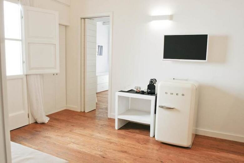 Hostal Sui Tetti Luxury Rooms