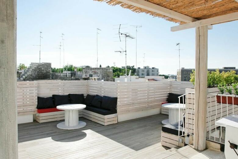 Hostal Sui Tetti Luxury Rooms