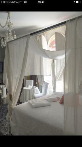 Les Chambres De Amelie B&B