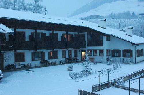 Hotel Garni F�rbe