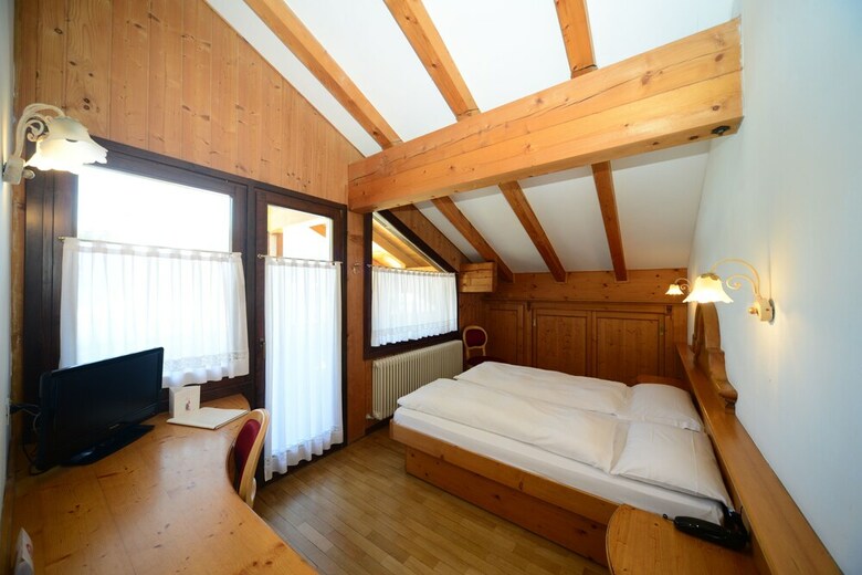Hotel Crozzon