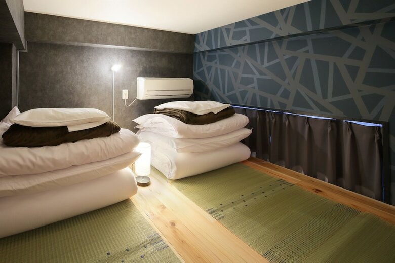 Hostal Ikidane House