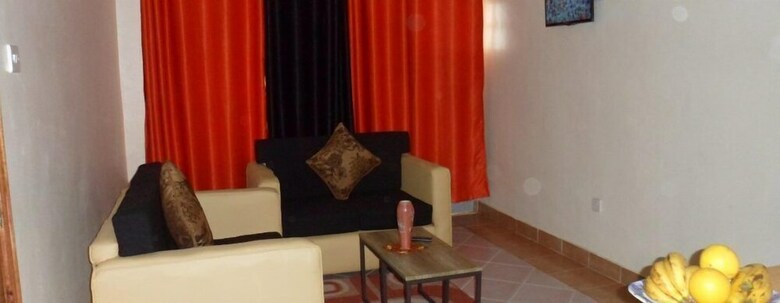 Hostal Kuniville Guest House