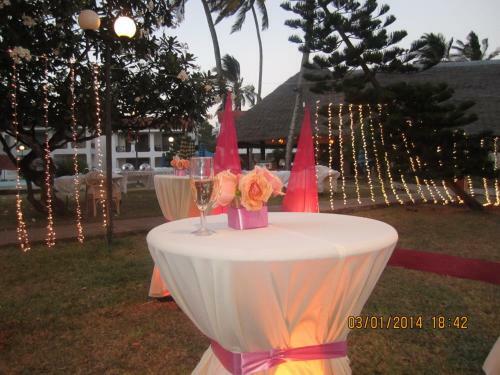 Hotel Nyali Beach Holiday Resort