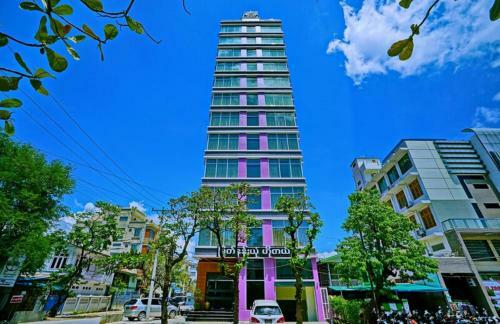 Myat Nan Yone Hotel (mny)