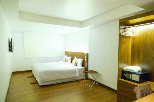 Hotel Clover Suites Royal Lake