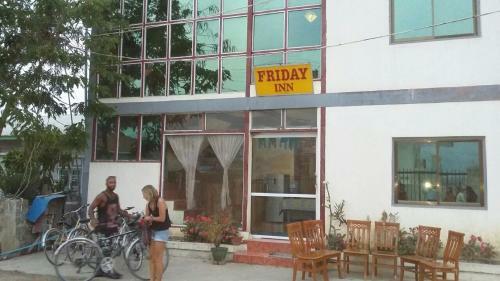 Posada Friday Inn