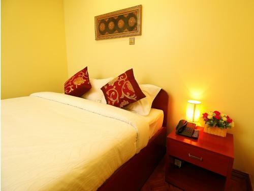 Posada Diamonds Inn