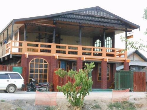 Posada Shwe Pauk Pin Inn