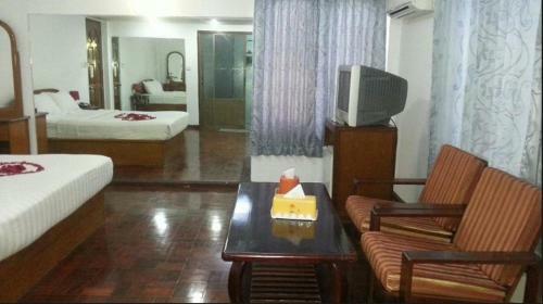 Hotel Airport Inn