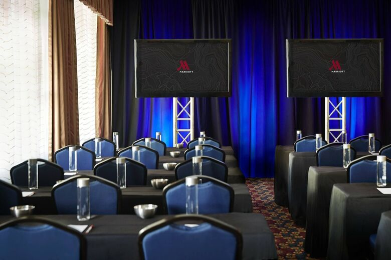 Hotel Monterey Marriott
