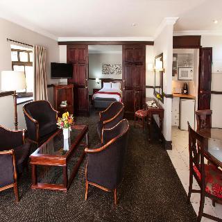 Court Classique Suite Hotel