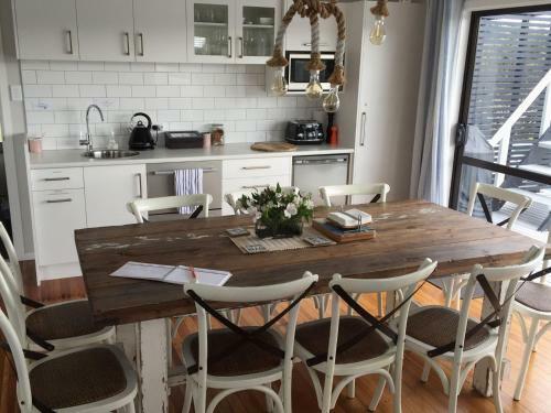 Bed & Breakfast Kiwi House Waiheke