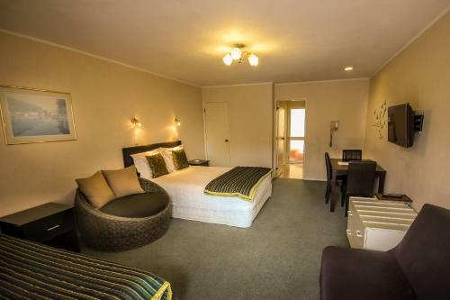 Malones Spa Motel