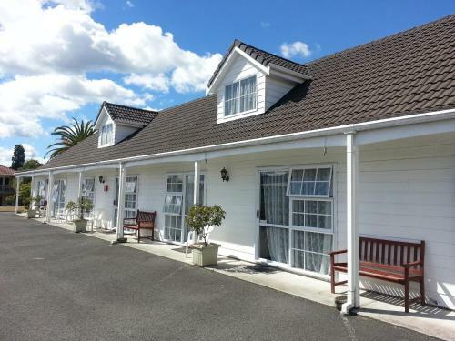 Malones Spa Motel