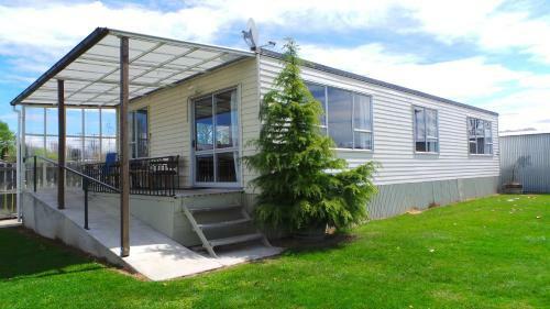 High Country Lodge, Motels & Backpackers