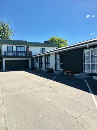 Adorian Motel