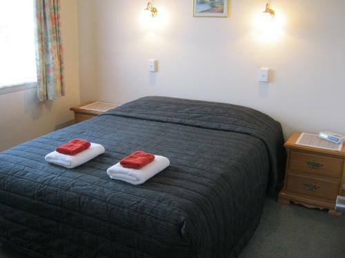 Blue Dolphin Motel