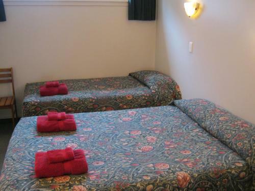 Blue Dolphin Motel