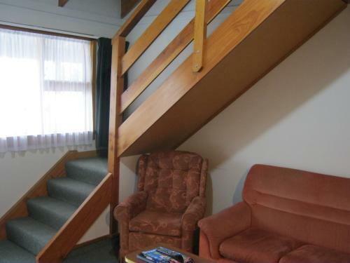 Blue Dolphin Motel