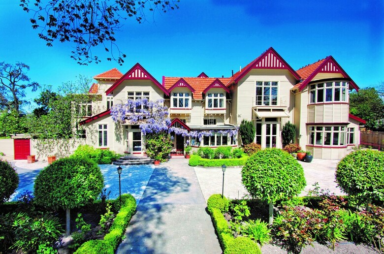 Bed & Breakfast Eliza's Manor Boutique Hotel