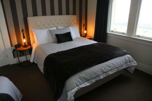 Aparthotel Apartments At St Clair