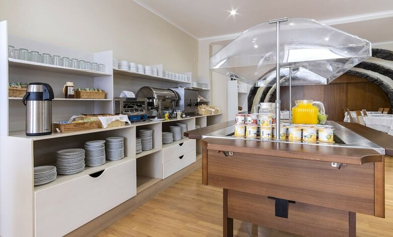 The Azoriani Boutique, Ascend Hotel Collection