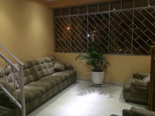 Hotel Hostal Vicu�a