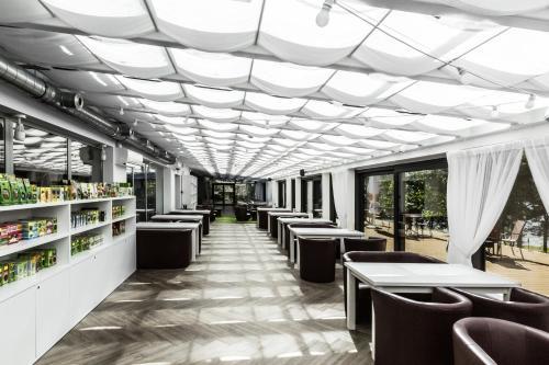 Hotel Sanatorium Uzdrowiskowe August�w