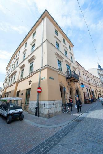 Apartments Roman