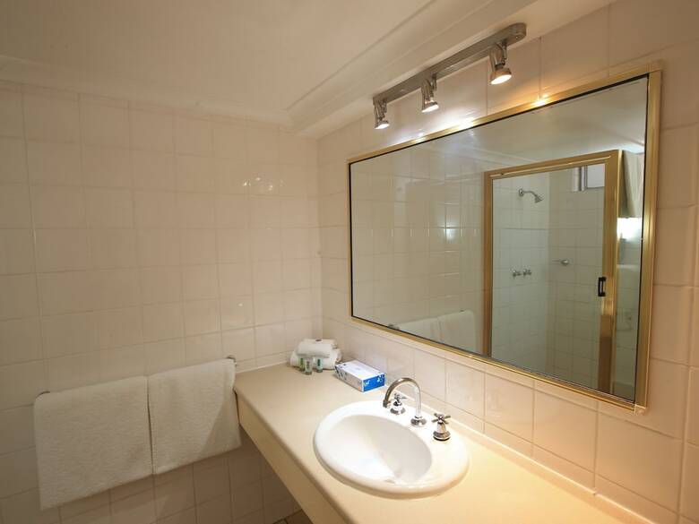 Stay At Alice Springs Hotel