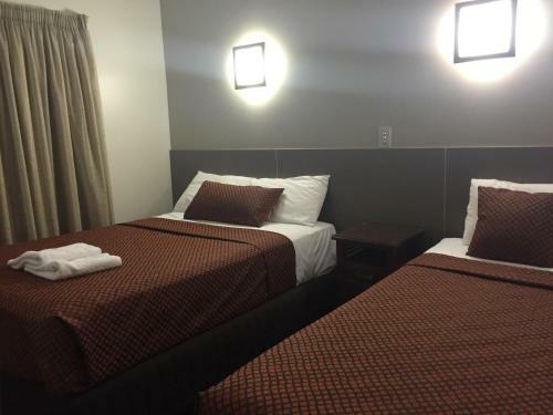 Hotel City Oasis Inn