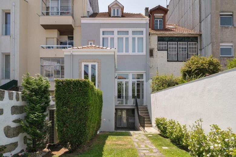 Bed & Breakfast Charming House Cedofeita
