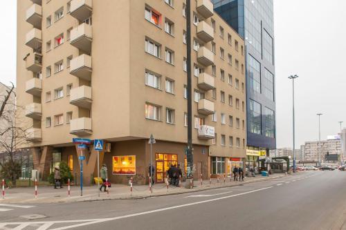 Central Place Apartment