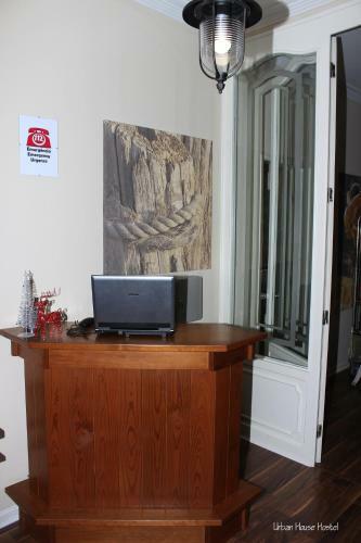 Urban House Hostel