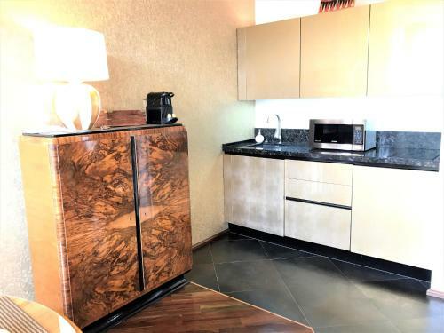 Luxury Apartments Mondrian Old Town