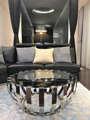 Luxury Apartments Mondrian Old Town