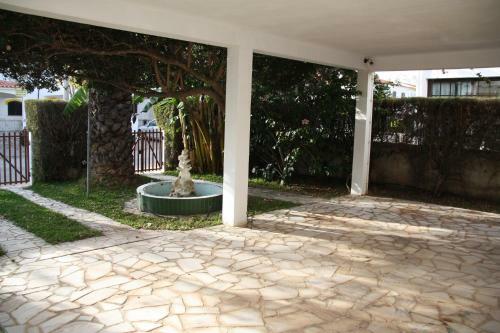 Hostal Roulito's Guest House