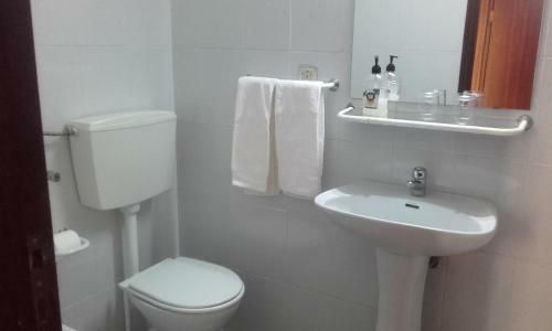 Hostal Residencial Tropic�lia Al