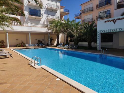 Praia Del Rey Seaview Apartment