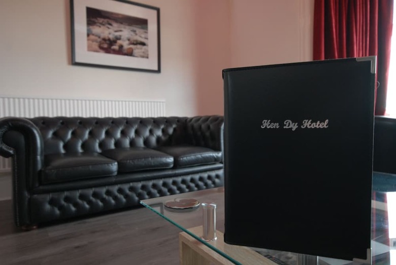 Hen Dy Hotel