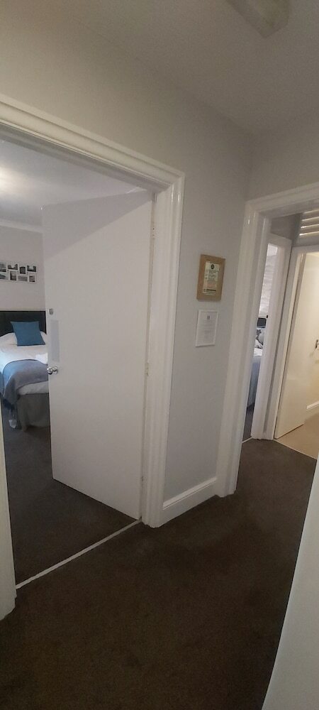 Hen Dy Hotel
