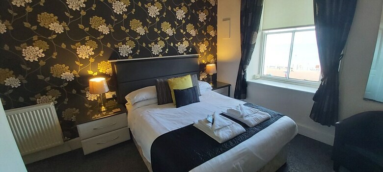 Hen Dy Hotel