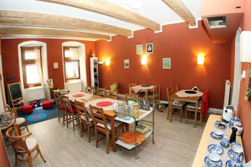 Hostal Family