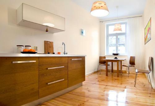 Apartamenty Pomara?czarnia