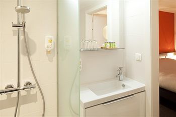 Hotel H�tel Le Bugatti
